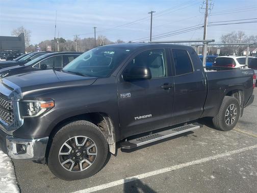 2018 Toyota Tundra SR5