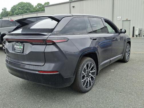 2025 Jeep Wagoneer S Limited