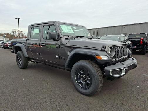 2026 Jeep Gladiator Sport