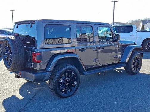 2022 Jeep Wrangler Unlimited 4xe Sahara
