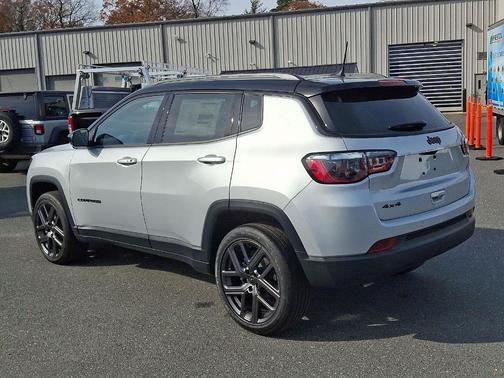 2026 Jeep Compass Limited Altitude