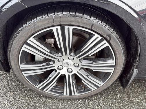 2022 Volvo S90 B6 Inscription