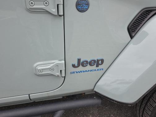 2024 Jeep Wrangler 4xe Sport
