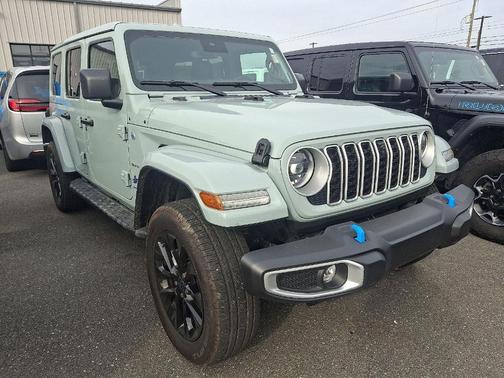 2024 Jeep Wrangler 4xe Sahara