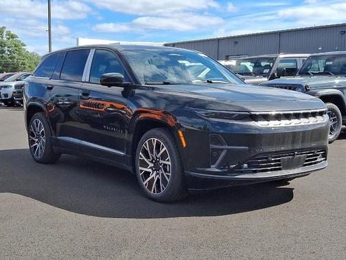 2025 Jeep Wagoneer S Limited