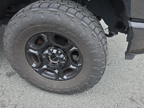 Agate Black 2024 Ford F-250 XL