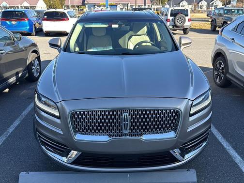 2020 Lincoln Nautilus Reserve