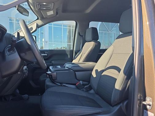 2022 Chevrolet Silverado 2500 Custom