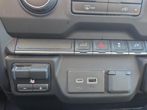 2022 Chevrolet Silverado 2500 Custom