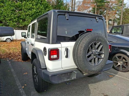 2024 Jeep Wrangler Sport