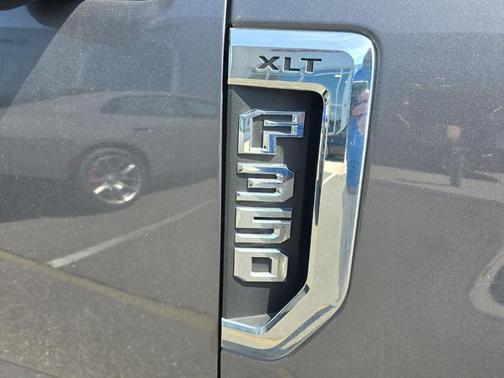 Carbonized Gray 2022 Ford F-350 XLT