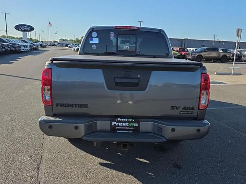 Gun Metallic 2019 Nissan Frontier SV