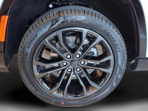 2026 Jeep Grand Wagoneer Summit Obsidian