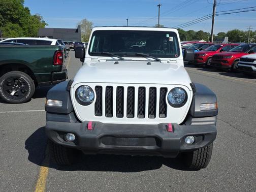 Bright White Clearcoat 2019 Jeep Wrangler Unlimited Sport