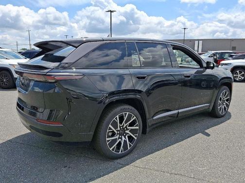 2025 Jeep Wagoneer S Limited