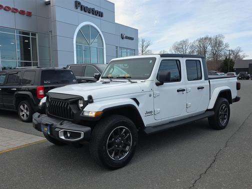 2022 Jeep Gladiator Overland