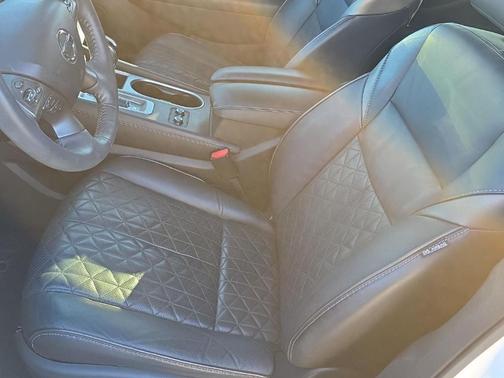 2020 Nissan Murano Platinum