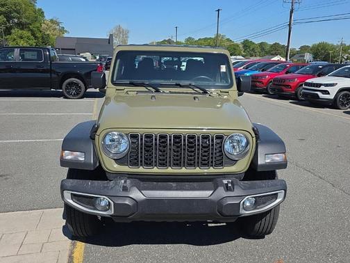41 2026 Jeep Gladiator Sport