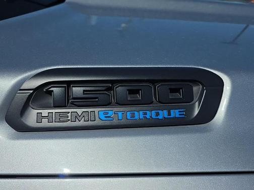 Billet Silver Metallic Clearcoat 2022 RAM 1500 Big Horn