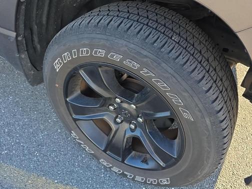 Granite Crystal Clearcoat Metallic 2023 RAM 1500 Big Horn