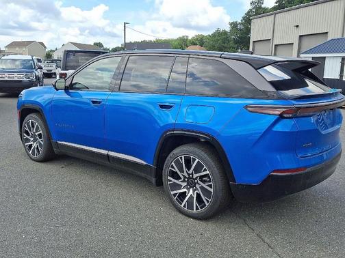 2025 Jeep Wagoneer S Limited