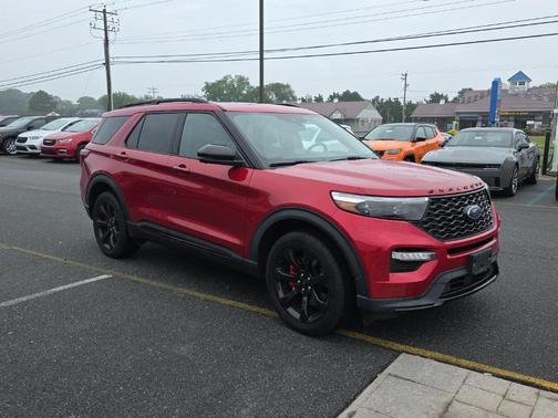 Rapid Red Metallic Tinted Clearcoat 2022 Ford Explorer ST