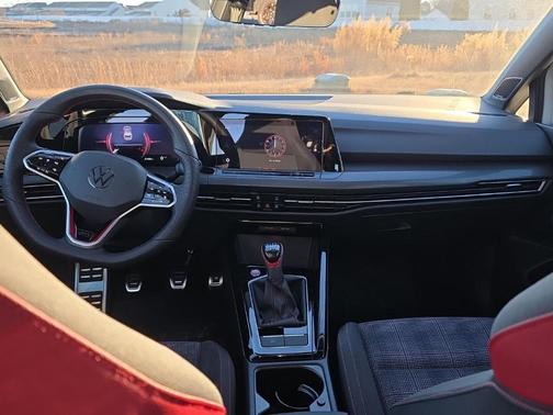 2024 Volkswagen Golf GTI 2.0T 380 SE