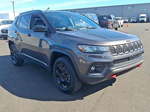 2023 Jeep Compass Trailhawk