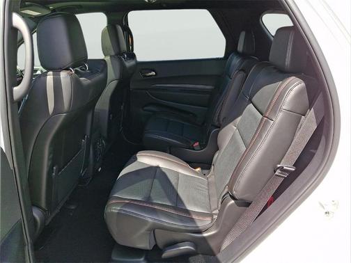 White Knuckle Clearcoat 2026 Dodge Durango GT Plus HEMI V8