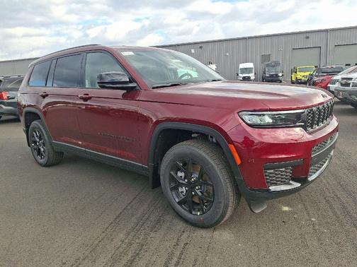 2025 Jeep Grand Cherokee L Laredo