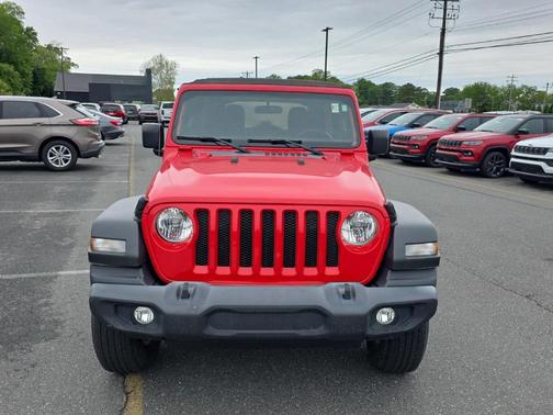 Firecracker Red Clearcoat 2022 Jeep Wrangler Unlimited Sport