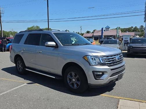 Iconic Silver 2021 Ford Expedition XLT