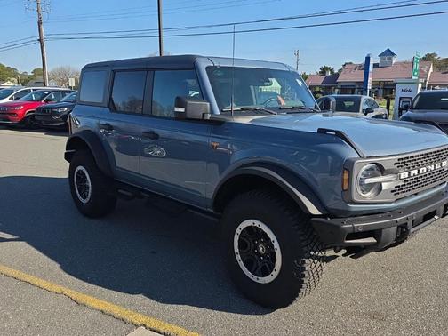 Azure Gray Metallic 2024 Ford Bronco Badlands