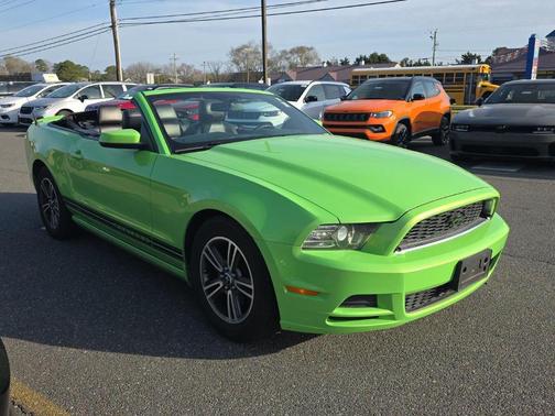 Gotta Have It Green Metallic Tri-Coat 2013 Ford Mustang V6 Premium