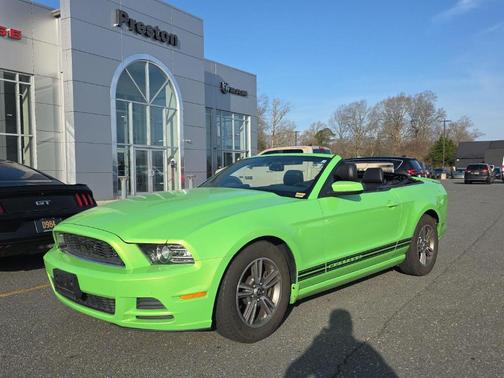 Gotta Have It Green Metallic Tri-Coat 2013 Ford Mustang V6 Premium