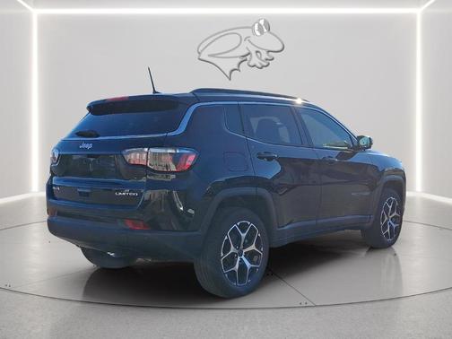 Diamond Black 2026 Jeep Compass Limited