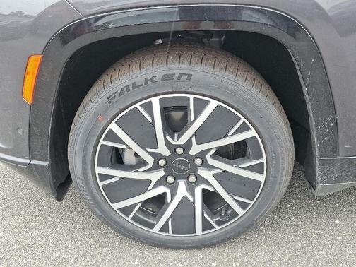 2025 Jeep Wagoneer S Limited