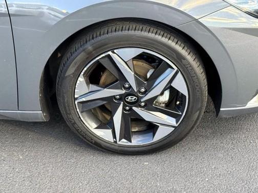 2023 Hyundai ELANTRA HEV Limited