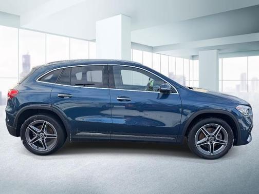 2023 Mercedes-Benz GLA 250 Base 4MATIC