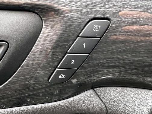 Mosaic Black Metallic 2023 Chevrolet Traverse High Country