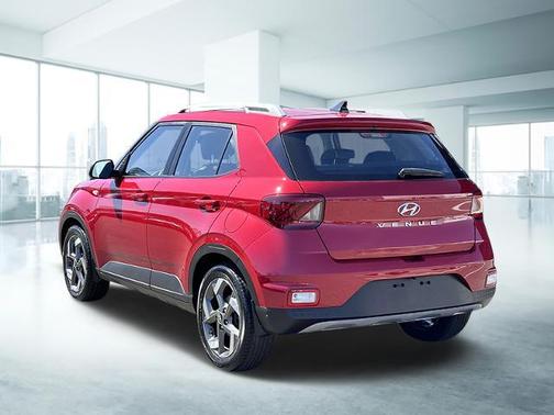 2022 Hyundai VENUE Limited