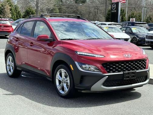 2022 Hyundai KONA SEL