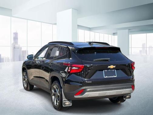 Mosaic Black Metallic 2026 Chevrolet Trax LT