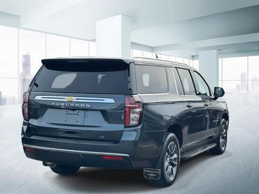 2021 Chevrolet Suburban LT