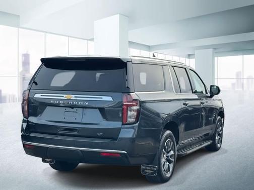 2021 Chevrolet Suburban LT