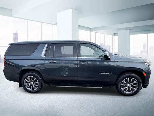 2021 Chevrolet Suburban LT