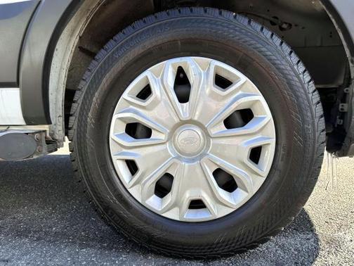 2023 Ford Transit-250 