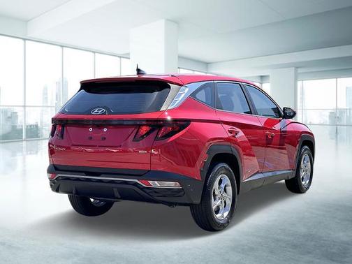 2022 Hyundai TUCSON SE