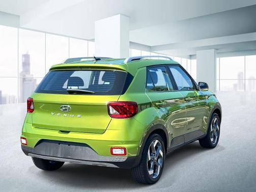2023 Hyundai VENUE SEL