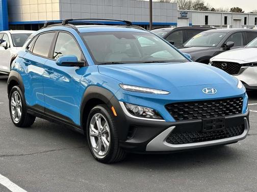 2023 Hyundai KONA SEL